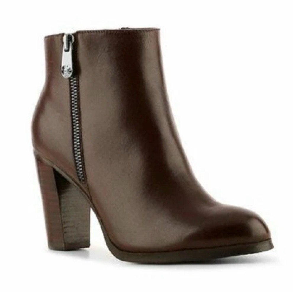 Tahari Reunion Chocolate Brown Ankle Booties Zip Boots Block Heel Womens 8 Euc